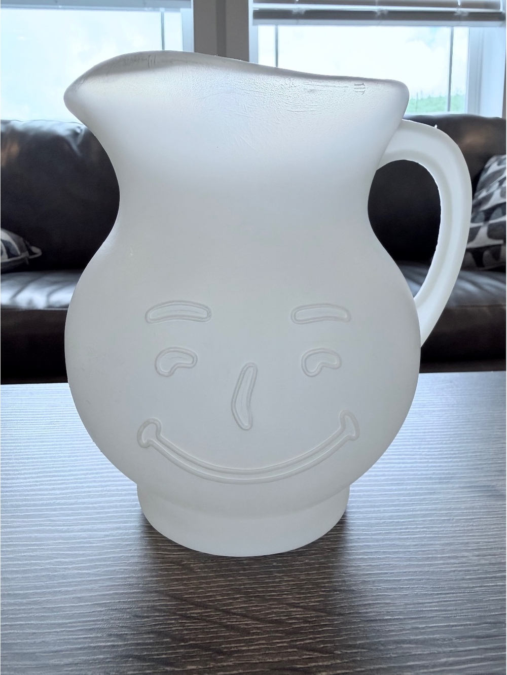 Vintage 1984 Kool-Aid Man 2 Qt White Plastic Pitcher Smiley Face Retro